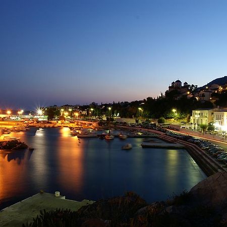 Akti Pension Agios Kirykos  Exterior photo