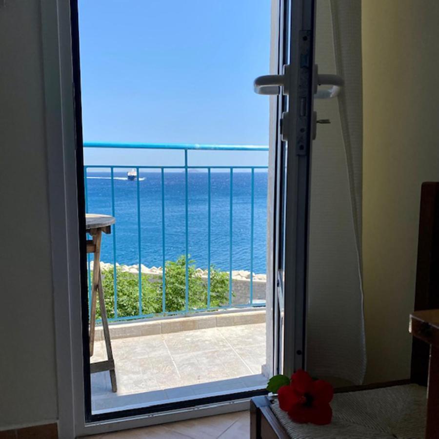 Akti Pension Agios Kirykos  Exterior photo